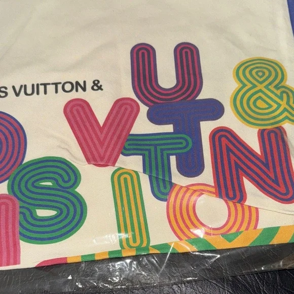 Louis Vuitton Cream Tote with Multicolor Lettering, NEW - Picture 6 of 6